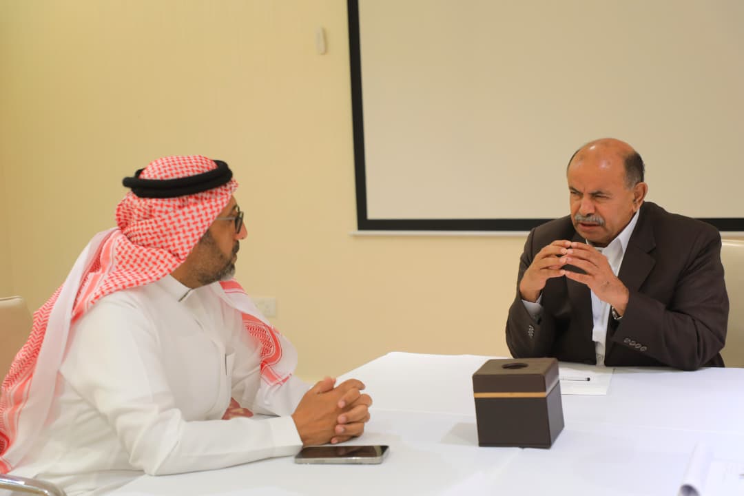 عضو مجلس القيادة الخنبشي يطلع على تدخلات وجهود مركز الملك سلمان للإغاثة