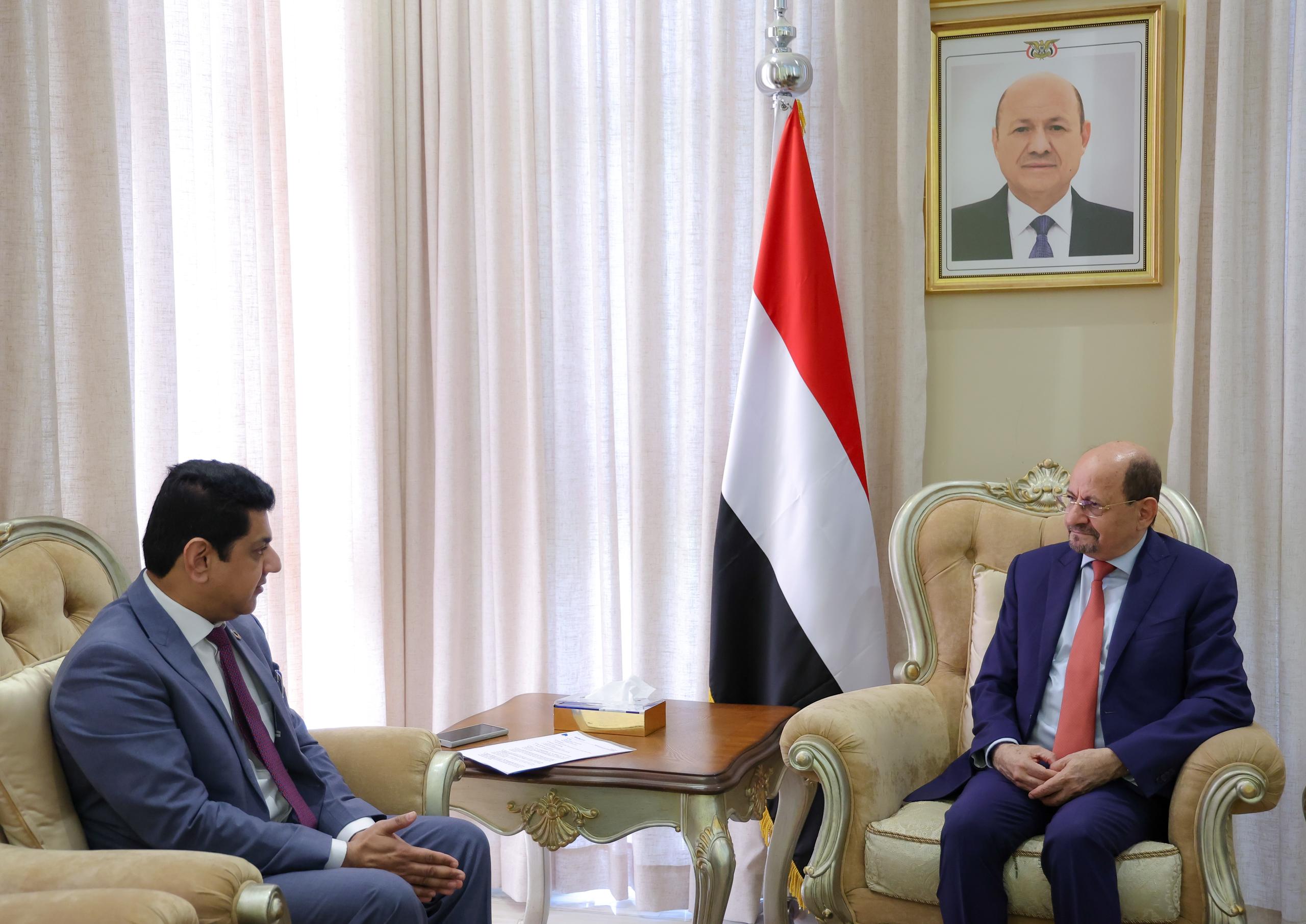 رئيس الوزراء يستقبل وفد من مكتب الأمم المتحدة لخدمات المشاريع