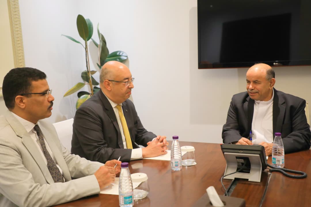 عضو مجلس القيادة الرئاسي سالم الخنبشي يشيد بجهود منظمة اليونسكو وتدخلاتها في حضرموت