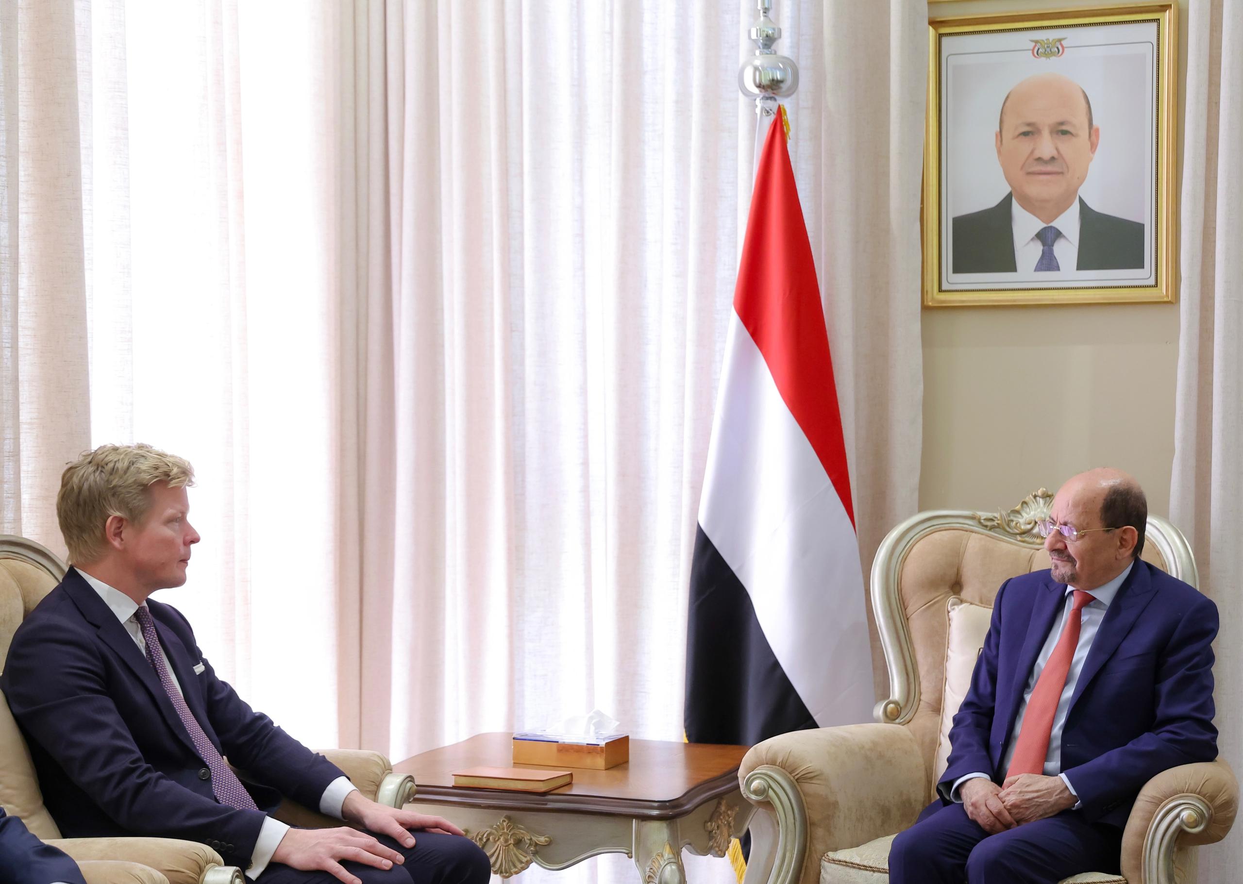 رئيس الوزراء يستقبل المبعوث الخاص للأمم المتحدة الى اليمن