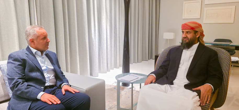 عضو مجلس القيادة المحرّمي يطّلع على خطط وزارة الشؤون الاجتماعية والعمل