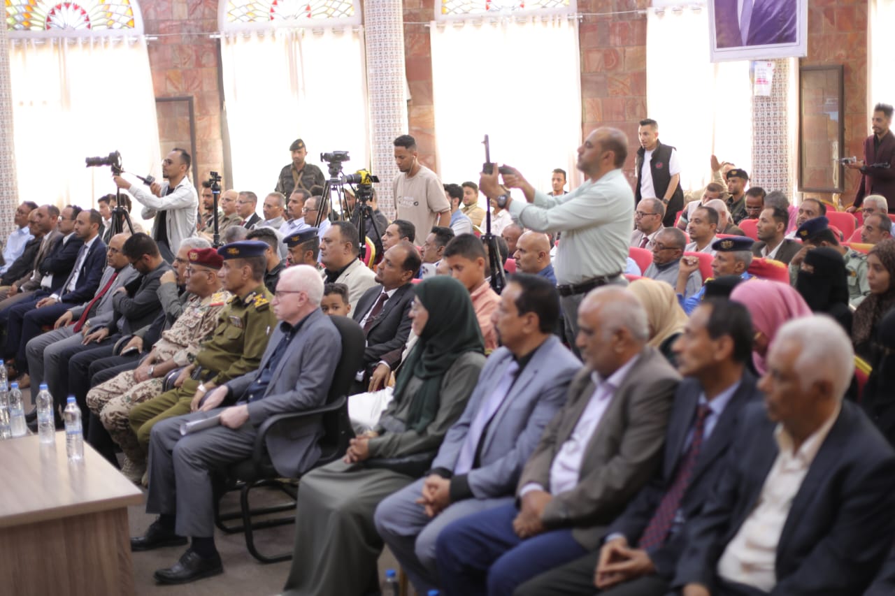 لقاء موسع في تعز يناقش أسباب أزمة المياه والمعالجات الطارئة والمستقبلية