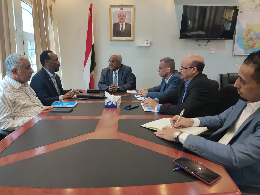 وزير الإدارة المحلية يبحث التدخلات الانسانية لبرنامج الأغذية العالمي