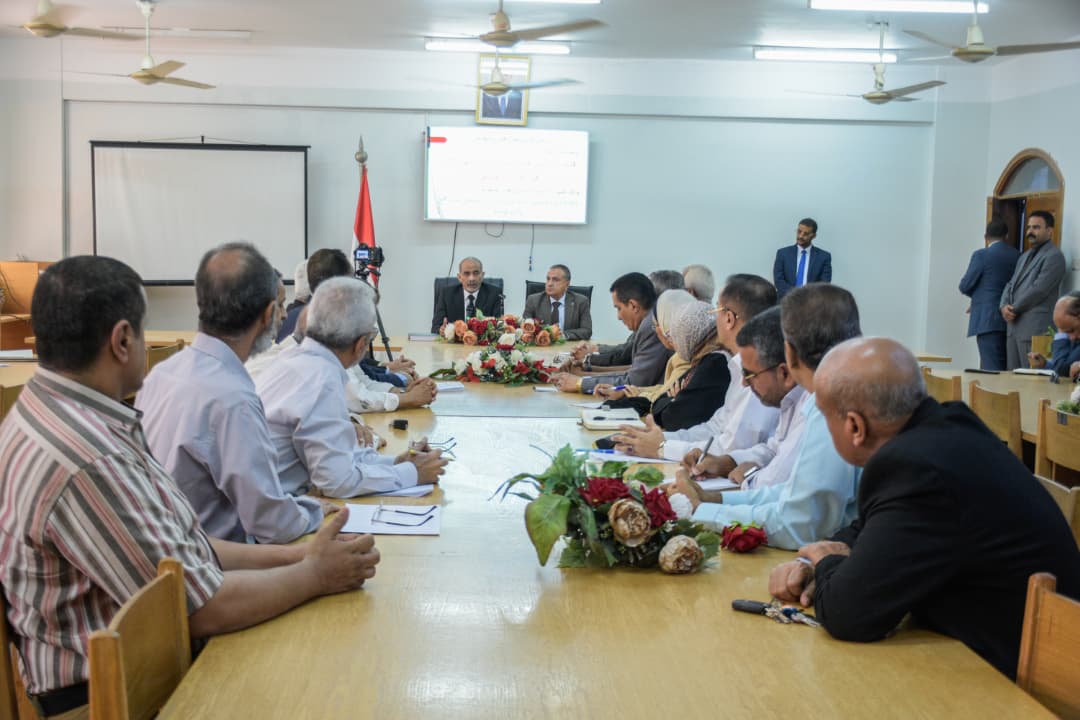 عضو مجلس القيادة الرئاسي محمود الصبيحي يشيد بالإنجازات العلمية والفكرية التي حققتها جامعة عدن