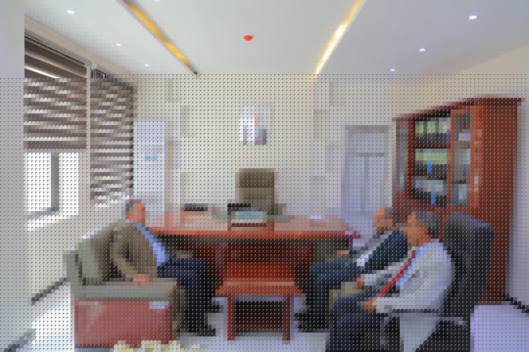 وزير الاتصالات يناقش مع رئيس جامعة عدن تنسيق الجهود لتنظيم مؤتمر التحول الرقمي