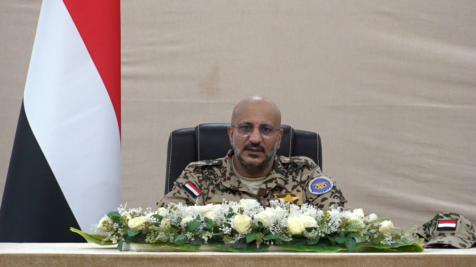 طارق صالح يترأس اجتماعًا لقيادات المقاومة الوطنية في الساحل الغربي