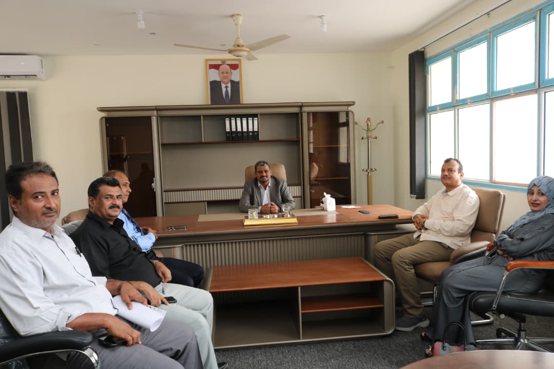 نائب وزير التعليم الفني يتفقد الانضباط الوظيفي بديوان الوزارة بعد إجازة عيد الفطر