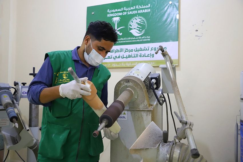 674 مستفيد من خدمات مركز الأطراف الصناعية في تعز خلال فبراير الماضي