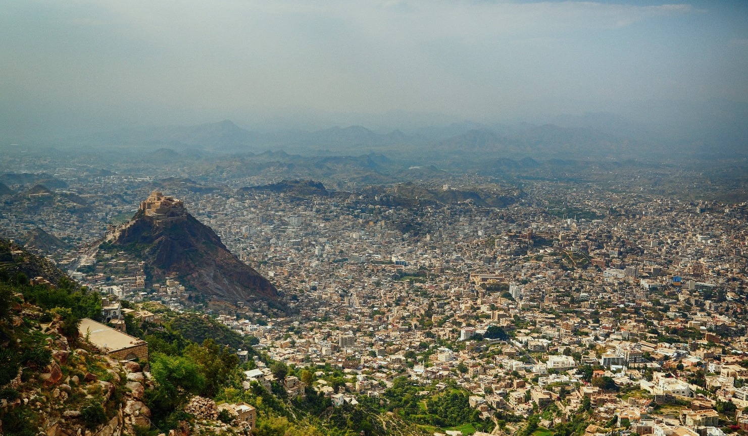 شرطة تعز تضبط 5 مشتبه بهم في قضية مقتل الصحفي صامد القاضي