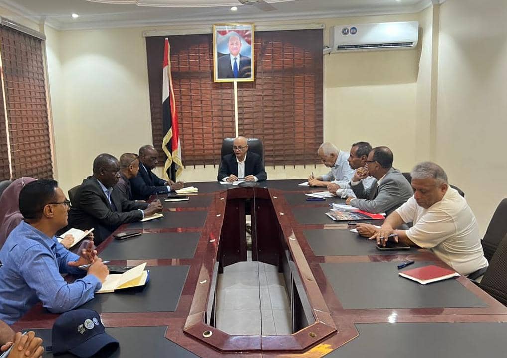 الوزير الشرجبي يبحث مع (الفاو) تعزيز الشراكة في مجالات المياه والبيئة