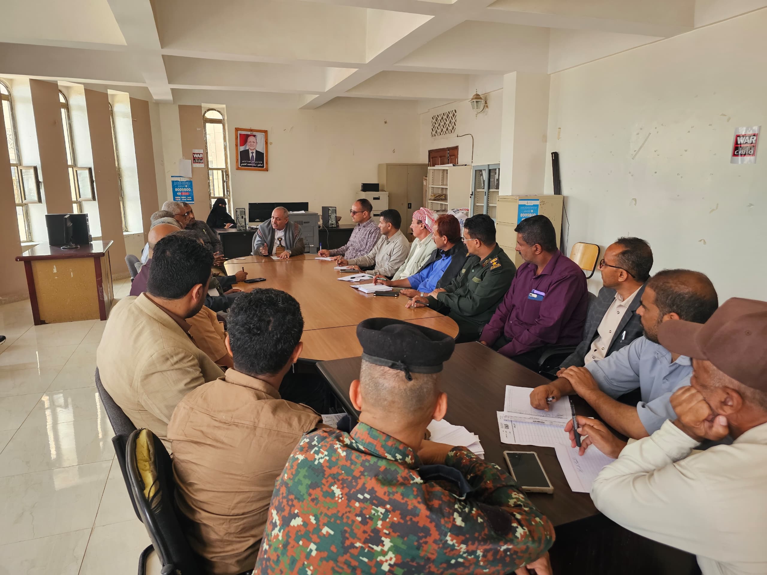 وكيل محافظة تعز على الاحتياجات الخدمية والتنموية بمديرية الشمايتين
