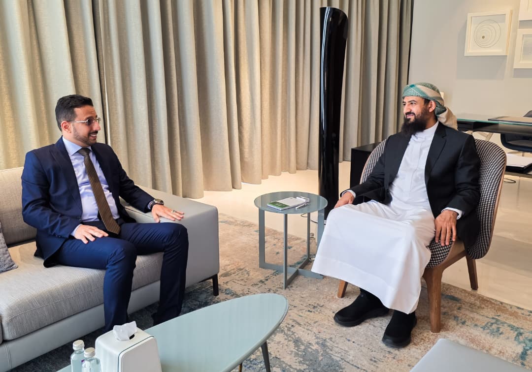 المحرّمي يطّلع على أداء هيئة الأراضي ويبحث سبل تطوير عملها