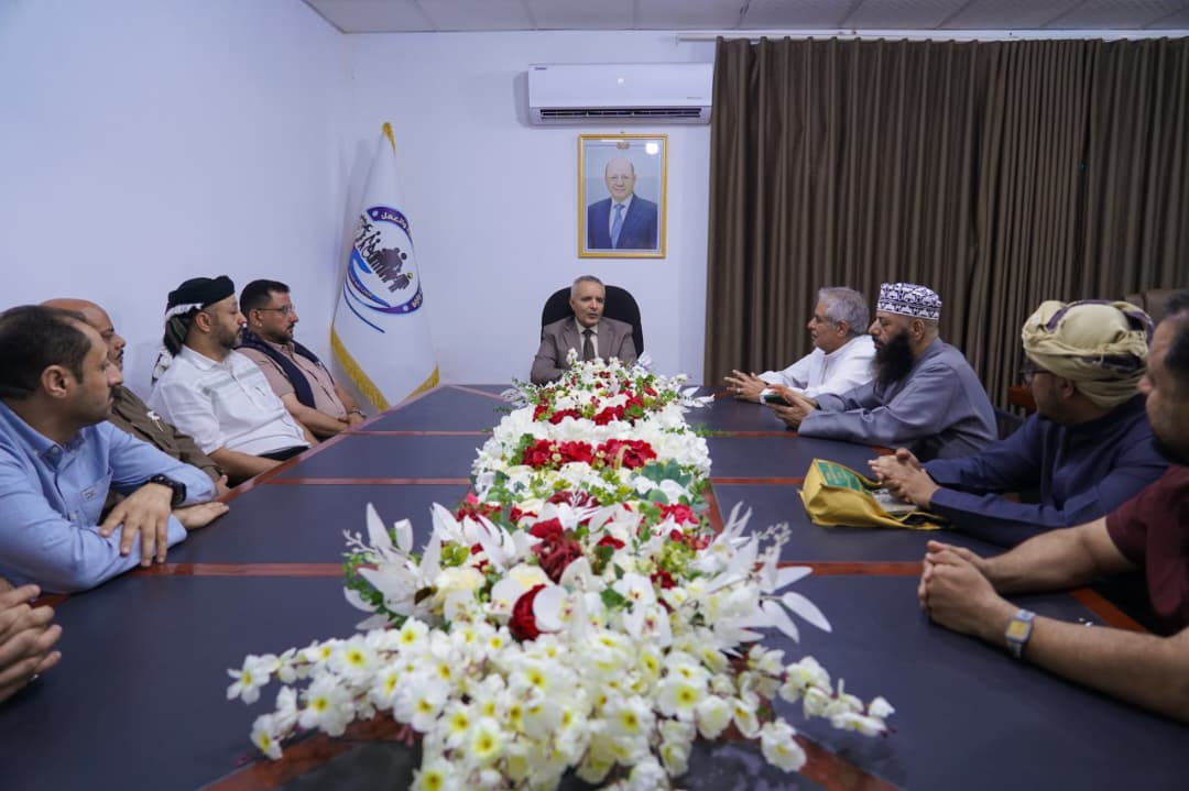 الوزير اليافعي يناقش مع جمعية صائغي الذهب توسيع فرص التشغيل لتعزيز التنمية الاقتصادي