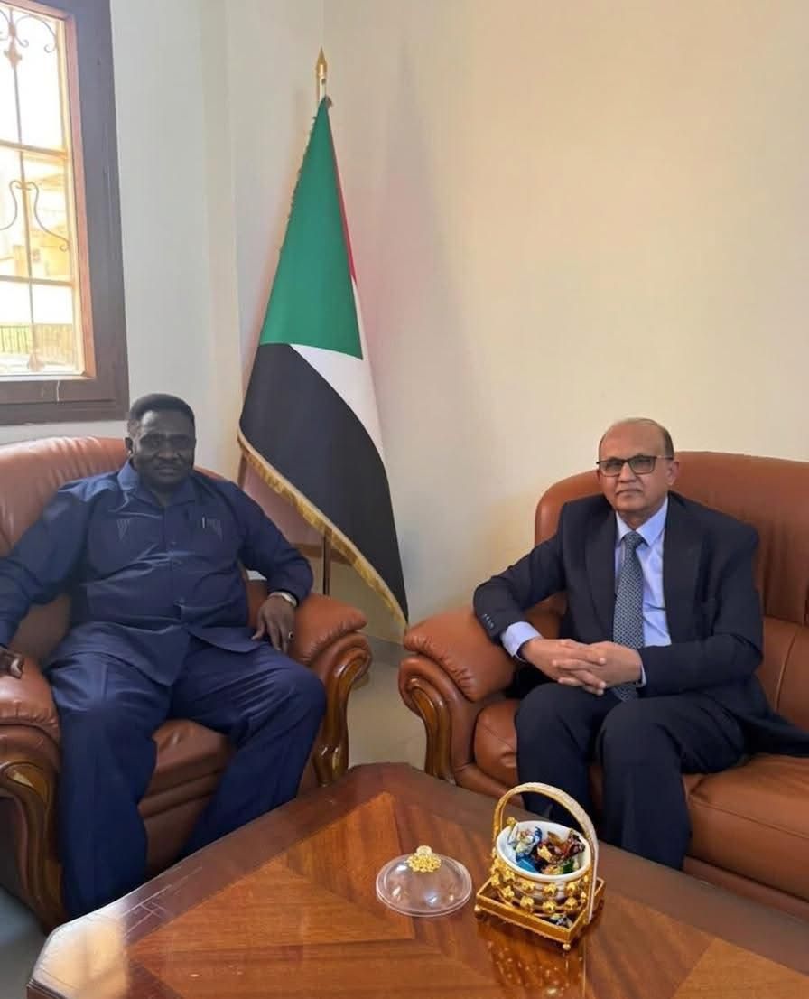 السفير المداوي يبحث مع مدير المراسم بالخارجية السودانية ترتيبات استئناف عمل البعثة