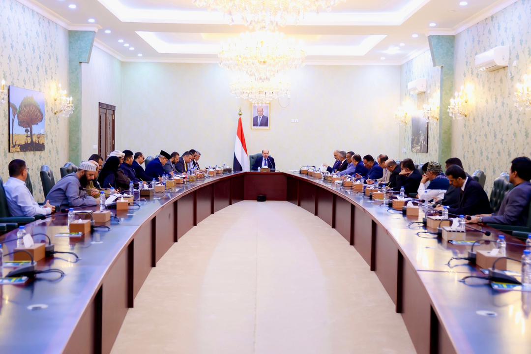 رئيس الوزراء وزير الخارجية يعلن عن عزم الحكومة انشاء وحدة الشراكة بين القطاعين العام والخاص