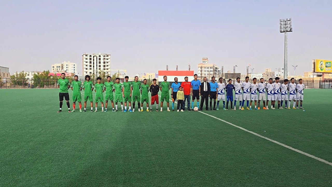 لقاء كروي على كأس الوحدة بمأرب احتفاء بالعيد الوطني الـ 36 لقيام الجمهورية اليمنية