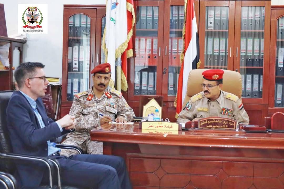 اركان محور تعز يبحث مع نائب رئيس بعثة اللجنة الدولية للصليب الأحمر تعزيز التعاون المشترك