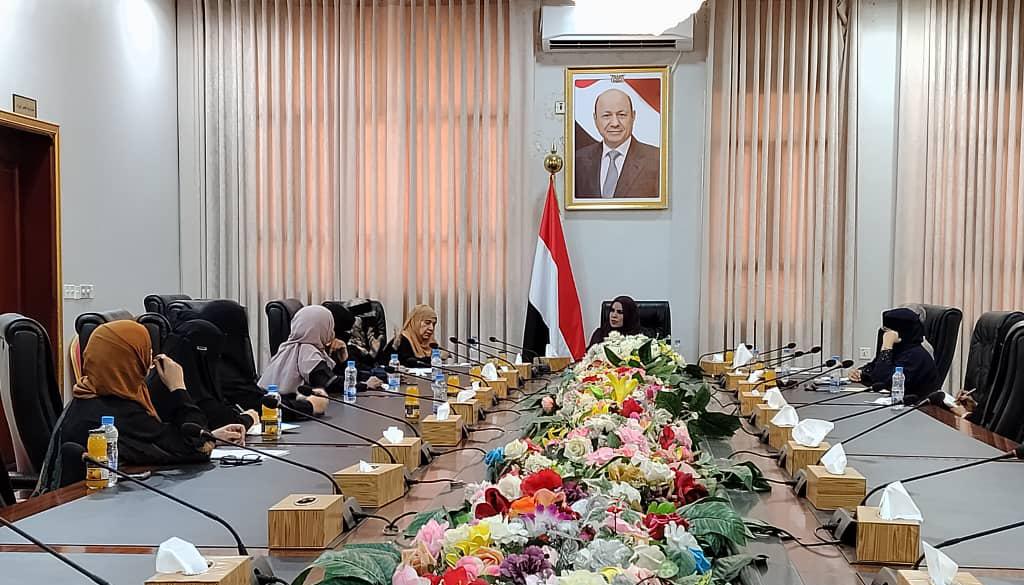 وزيرة الدولة لشؤون المرأة تؤكد أهمية توحيد الجهود لتعزيز تمكين المرأة