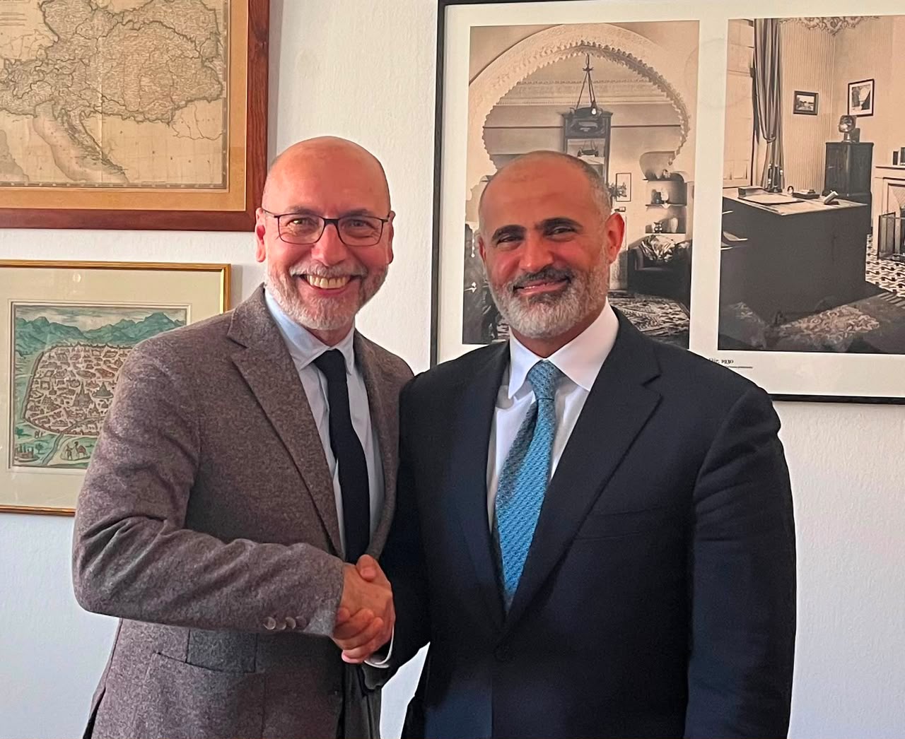 السفير الحضرمي يبحث مع الخارجية التشيكية العلاقات الثنائية والتدخلات الإيرانية السافرة في اليمن