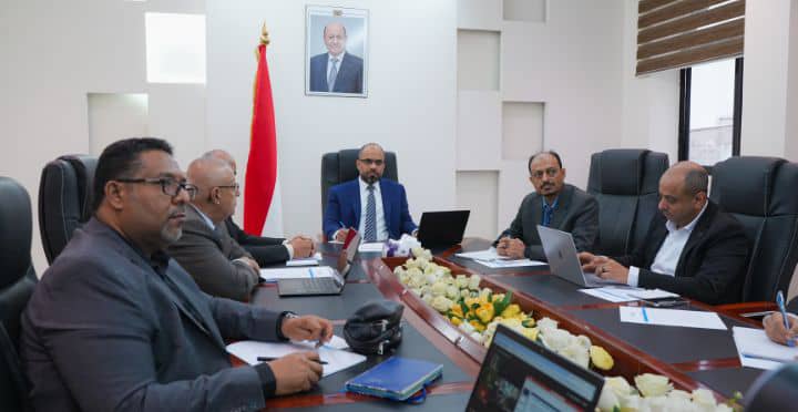 مجلس إدارة "تيليمن" يناقش مستوى سير الاداء وخطط تطوير خدمات الاتصالات