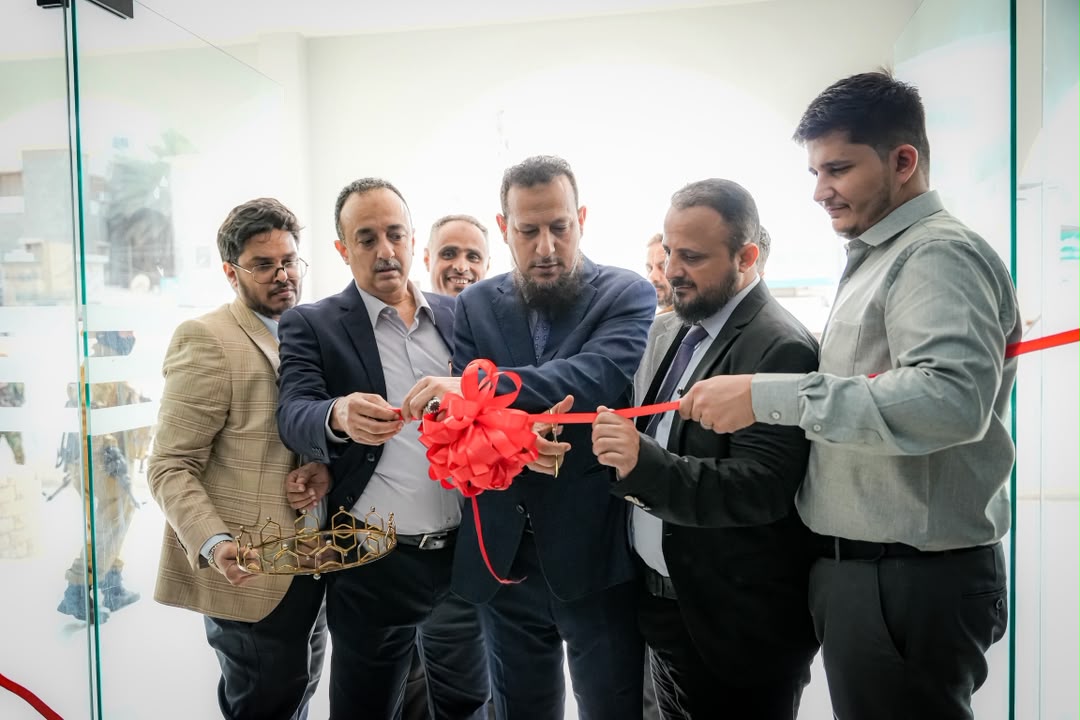 محافظ عدن يفتتح المرحلة الثانية من مشروع تأهيل وصيانة مستشفى المنصورة الجراحي ويتفقد صندوق النظافة