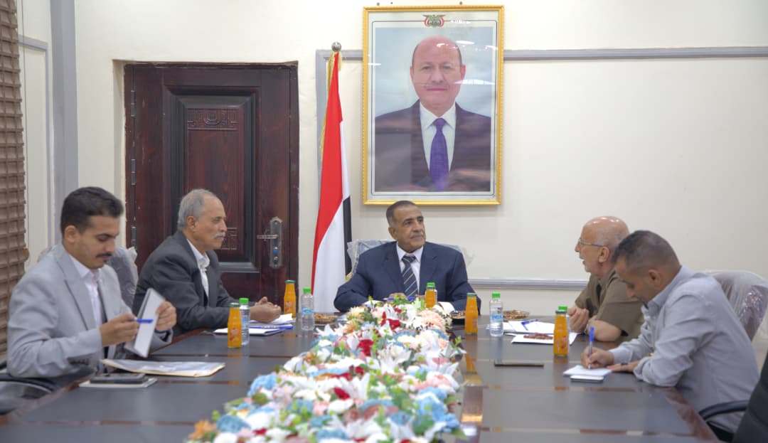 اللجنة العليا للمناقصات تناقش خطة عملها وبرنامج أولوياتها