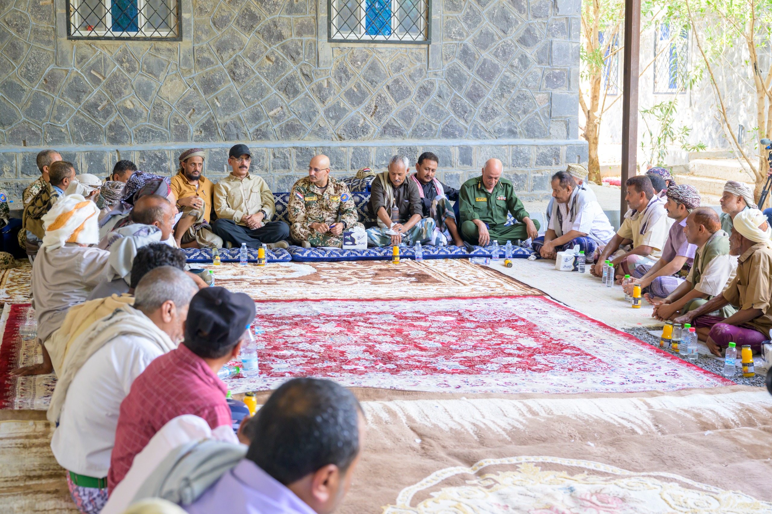 طارق صالح: ميليشيا الحوثي تحاول جر اليمن إلى معارك تخدم ايران