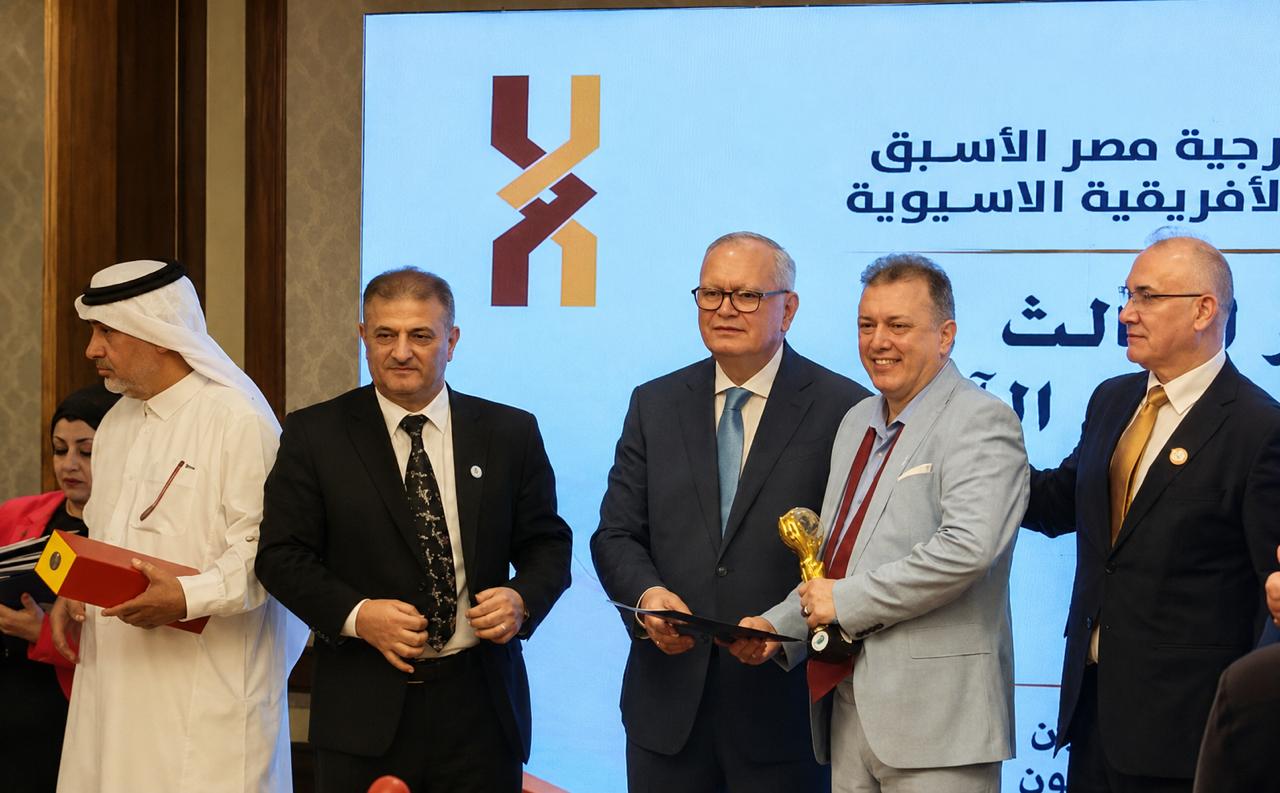 الاتحاد الإعلامي الأفريقي الآسيوي يكرّم رئيس قطاع قناة اليمن الفضائية بجائزة الإعلام لعام 2026