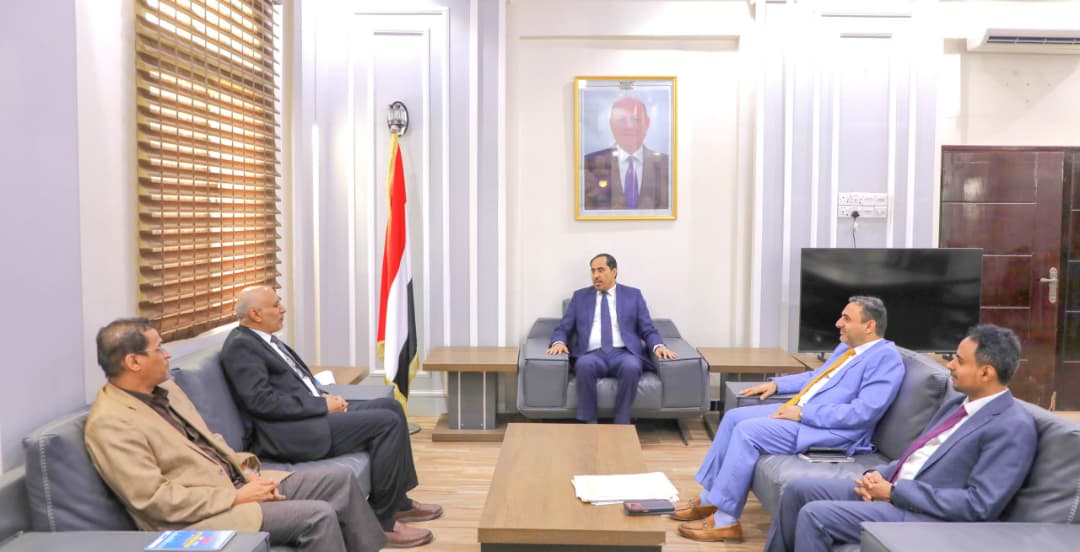 الوزير البكري يناقش مع رئيس جامعة إقليم سبأ تعزيز التعاون وانشاء كلية للتربية الرياضية