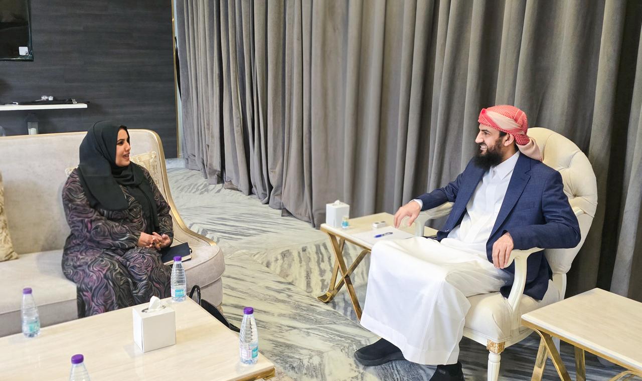 المحرّمي يستقبل وزير الدولة لشؤون المرأة ويؤكد أهمية تعزيز دور المرأة في مسيرة التنمية