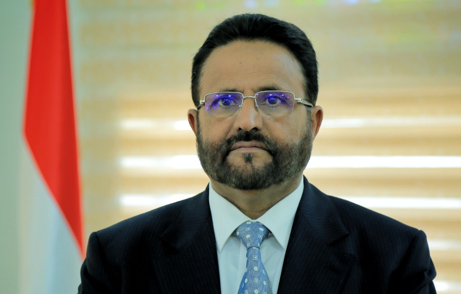 العرادة يبحث مع المنسق المقيم للأمم المتحدة مستجدات الأوضاع الإنسانية في اليمن
