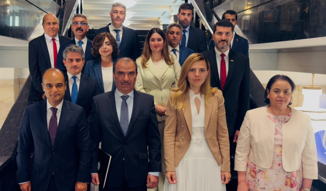 القائم بأعمال السفارة اليمنية يشارك في اجتماع وزيرة الخارجية البلغارية مع السفراء العرب