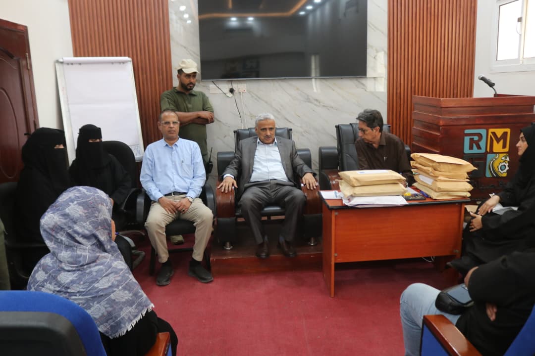 فتح مظاريف مناقصات 3 مشاريع استراتيجية في خط العبر–عتق والعرقوب