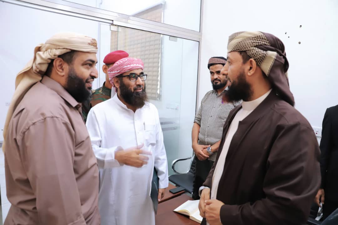 نائب وزير الأوقاف يتفقد مستوى الانضباط في قطاعات الوزارة