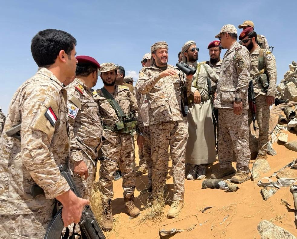 عضو مجلس القيادة عثمان مجلي يزور الفرقة الرابعة طوارئ  في محوري كتاف والبقع