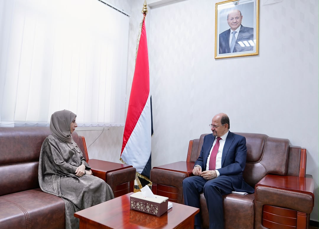 رئيس الوزراء يطلع على نتائج تحركات وزيرة الخارجية ويؤكد على مضاعفة الجهد الدبلوماسي في هذه المرحلة
