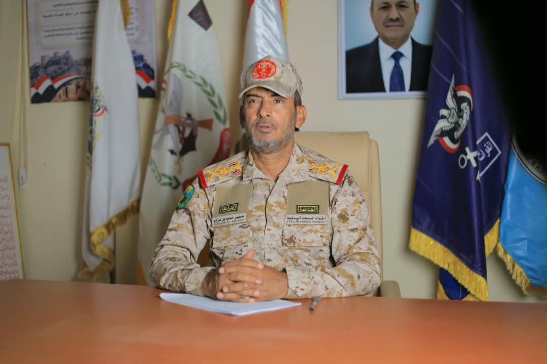 رئيس هيئة الأركان يشيد ببطولات وتضحيات القوات المسلحة في تعز