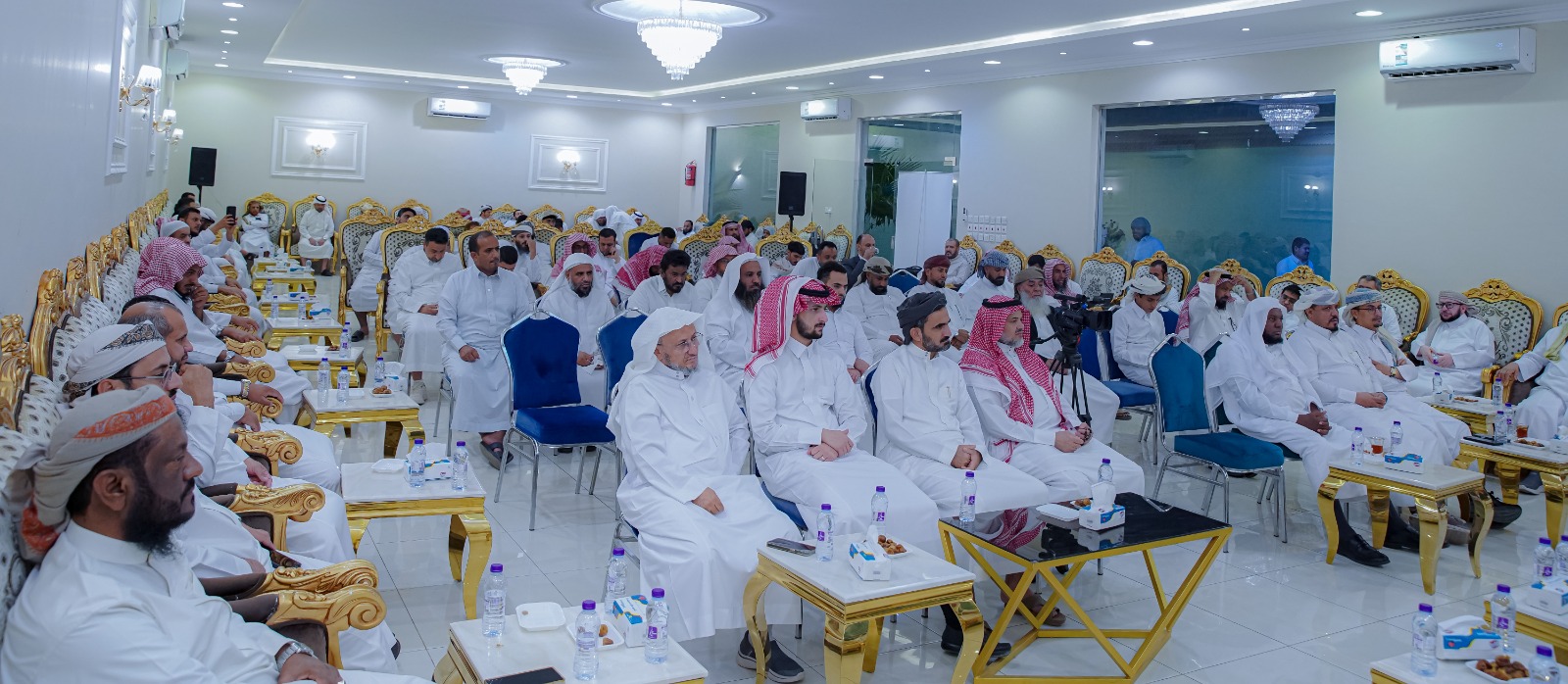 علماء اليمن يدعون إلى توحيد الخطاب الوطني والاصطفاف خلف مؤسسات الدولة