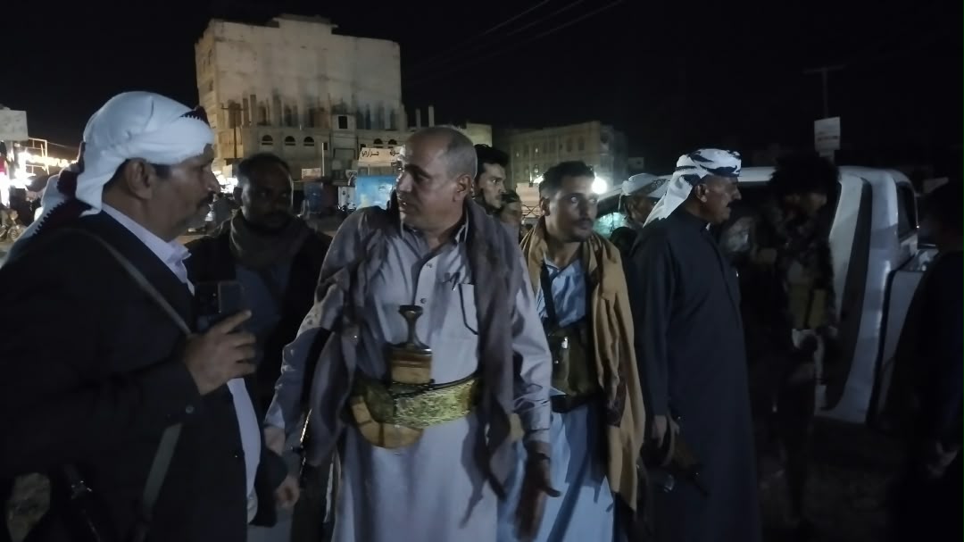 وكيل أول تعز يتفقد المناطق المحيطة بجبهتي المطار القديم والدفاع الجوي