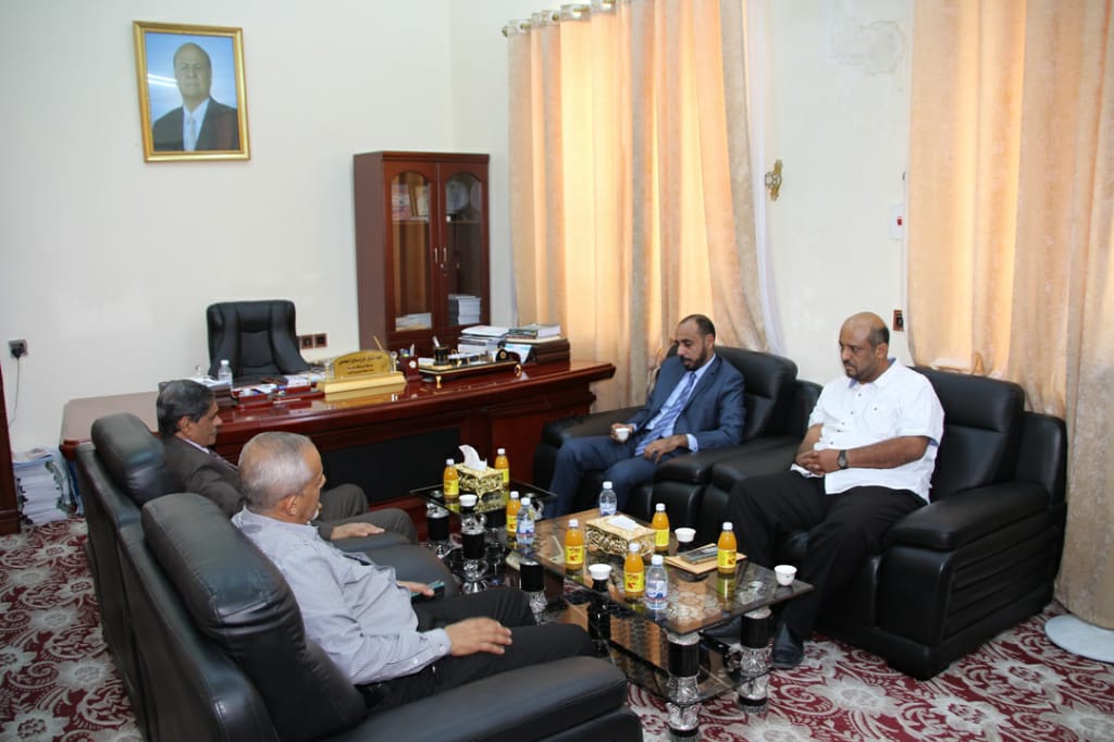 وزير الثروة السكمية يكشف عن خطط لتطوير مصنع الغويزي وانشاء مختبرات ومواقع انزال سمكي جديدة