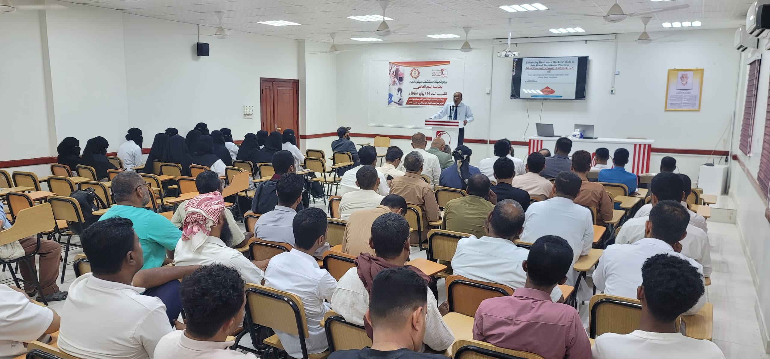 بدء دورة تدريبية لتعزيز مهارات الكوادر الصحية في ن